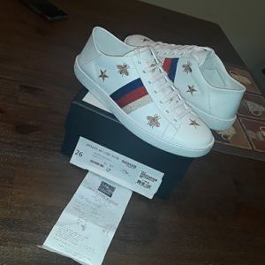 Gucci Sneakers  Size 7 1/2